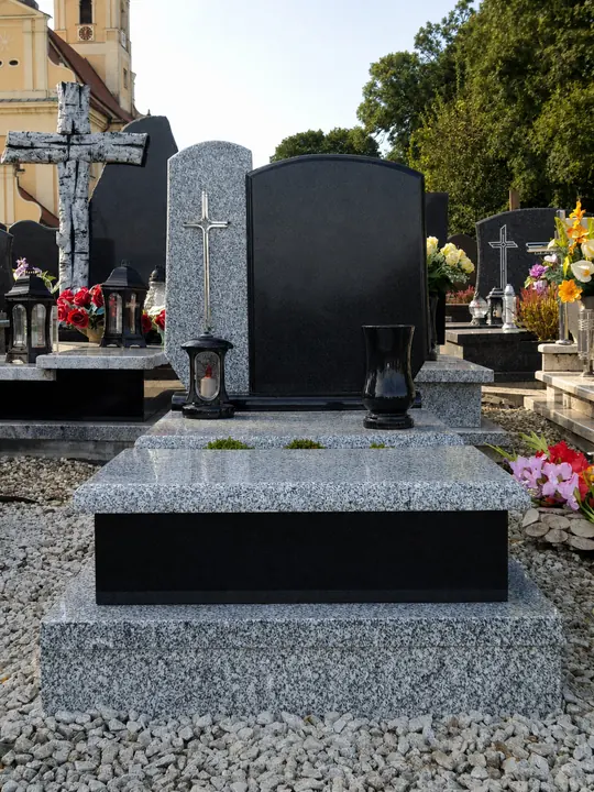 Realizacja zakładu kamieniarskiego