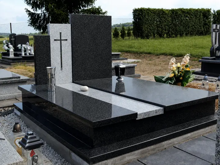 Realizacja zakładu kamieniarskiego